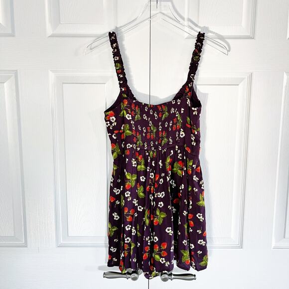 Urban Outfitters Tate Tie Front Strawberry Floral Print Romper - Picture 7 of 10